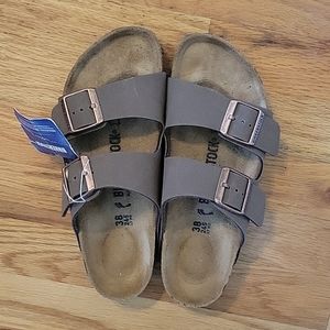 NEW Birkenstock Mocha Arizona EU38 (US 7-7.5) Narrow (NWT)